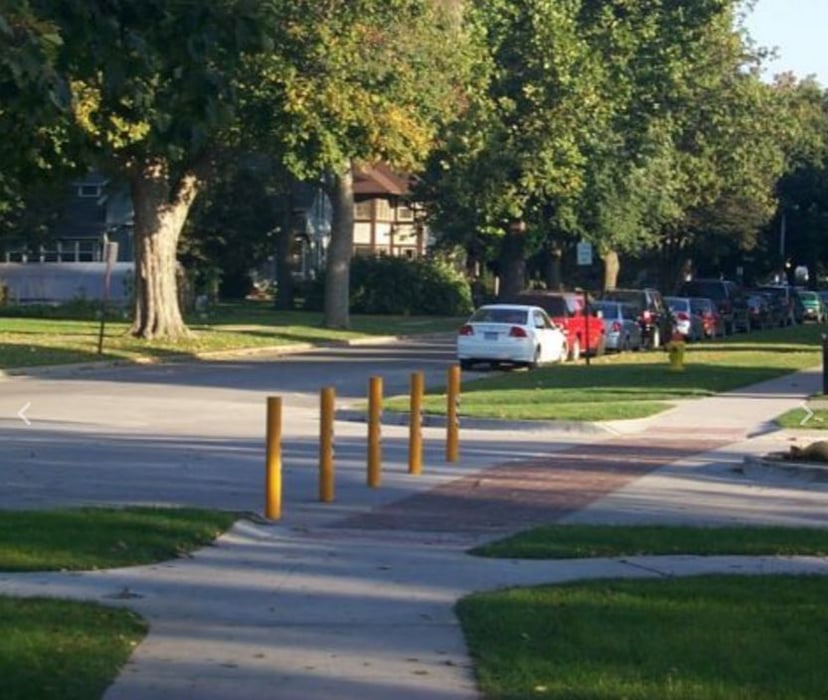 Grinnell, IA - University Campus Streetscape Safety Bollards | TrafficGuard