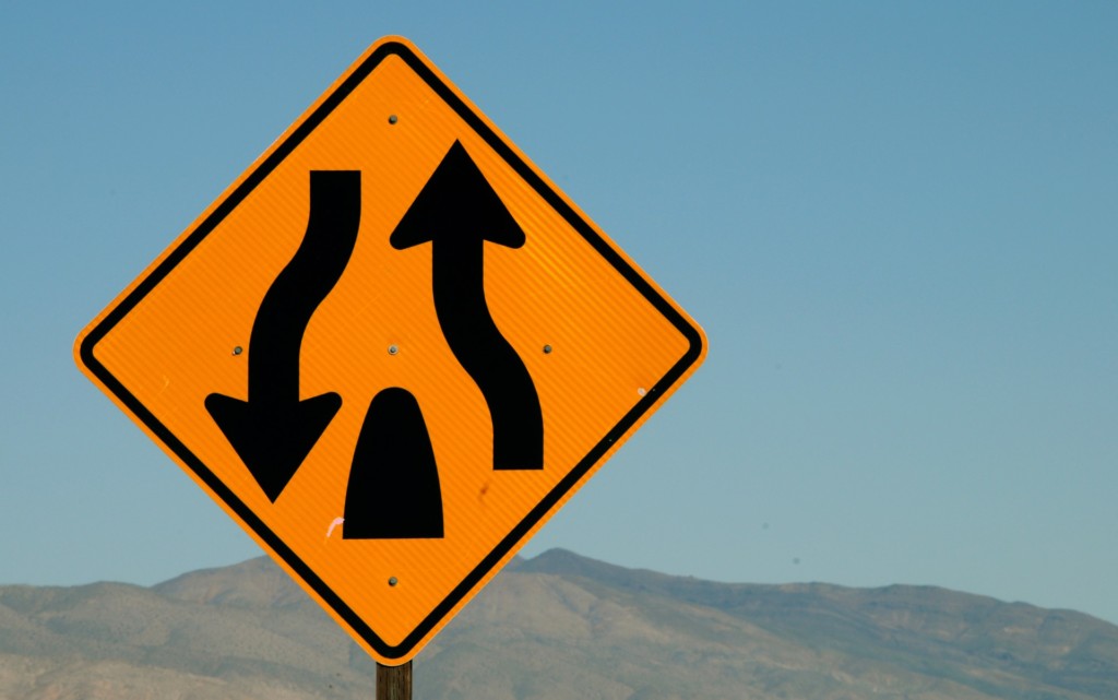 divided road sign 1024x641