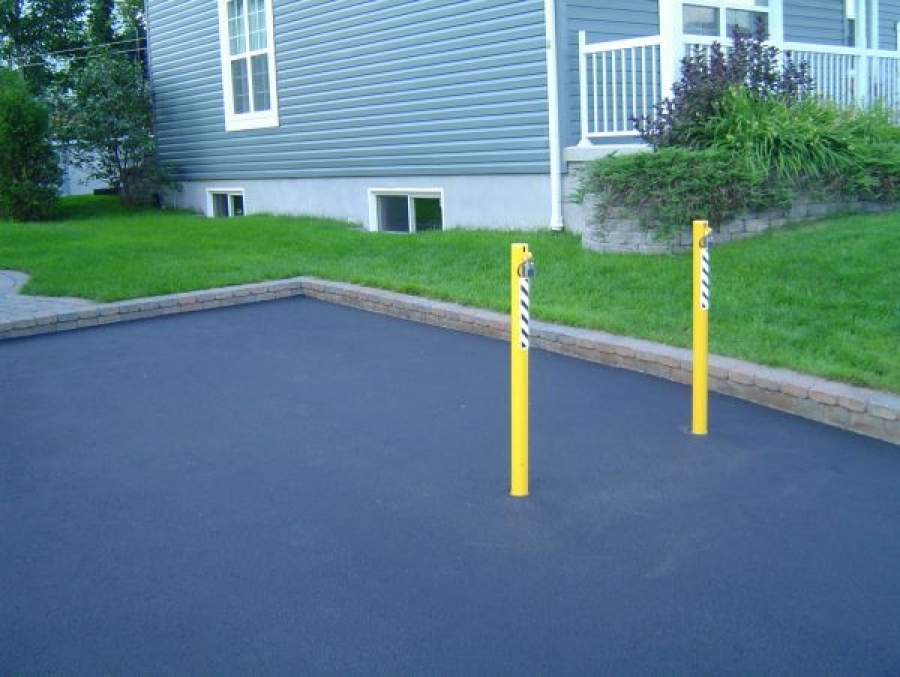 TrafficGuard, Inc Round Post Top Lock - Removable post Parking Space, Quebec, Canada
